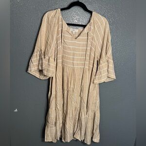 Robbie Bee Women Plus Size 1X Tan White Striped Bell Sleeve Keyhole Tiered Dress